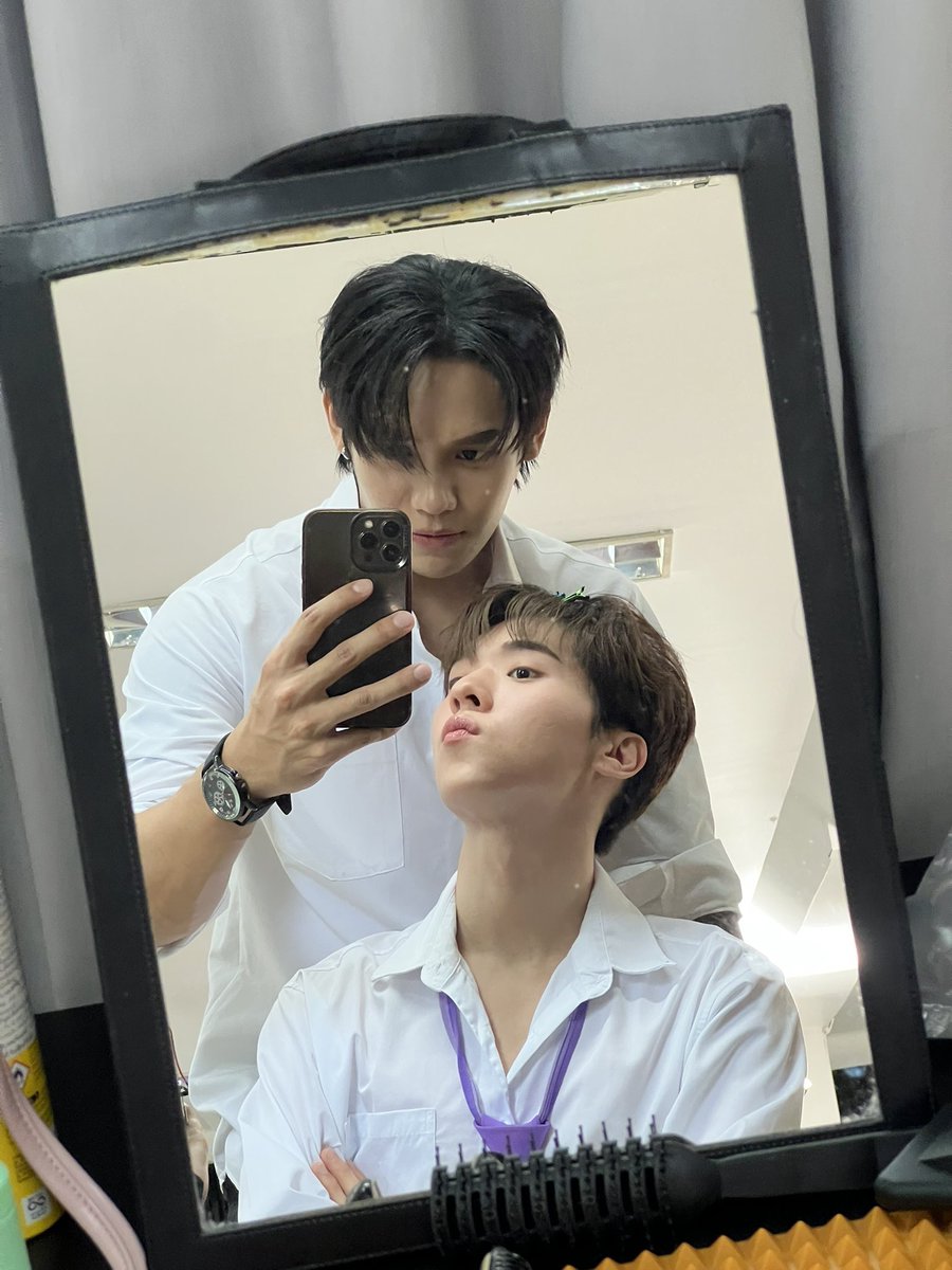 xi_lda99238's tweet photo. ณ ปัจจุบันเรามีโอกาสจะได้เห็นรูปซ้อนหลังแบบนี้อีกไหมคับ 😊

#ngernoat https://t.co/nTxbHiKbIV
