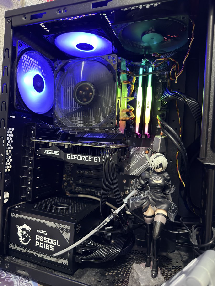 とりあえず電源ユニット交換完了 PCケース新調するので線が汚いのは