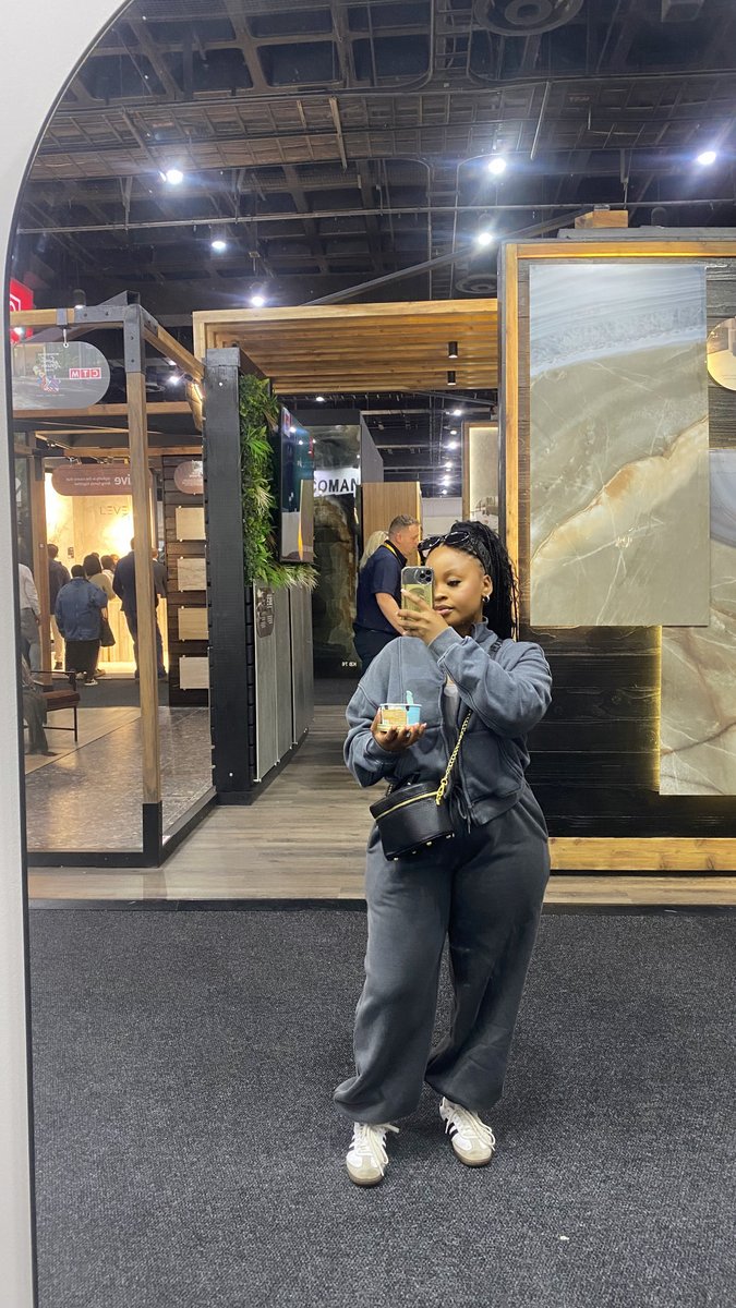HloniLesedi's tweet photo. ❤️❤️ https://t.co/t7iDeZZAi2