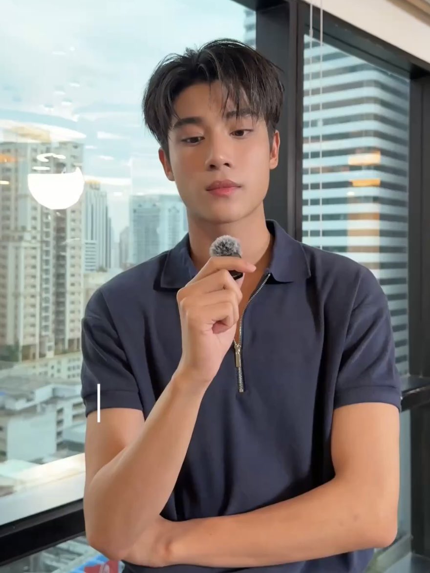fr0zenbabii's tweet photo. โห คือ หล่อมากอะ แต๊งกิ๊วพี่เอ แต๊งกิ๊วไทยแลนด์ 😭 https://t.co/h1WAHXEFmf