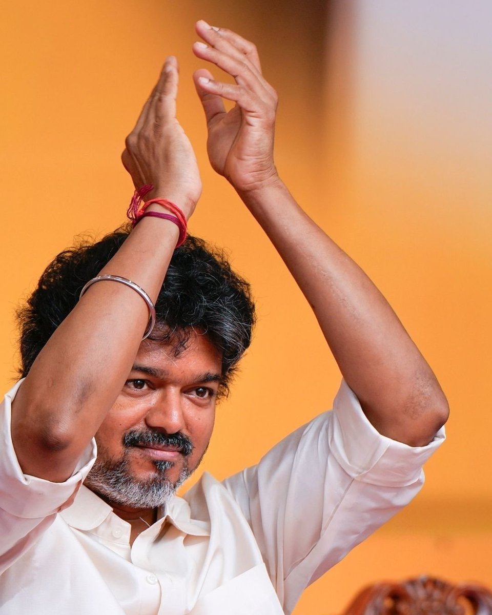 VijayFansPage's tweet photo. #CMJosephVijay 📸 https://t.co/URGte0isbQ