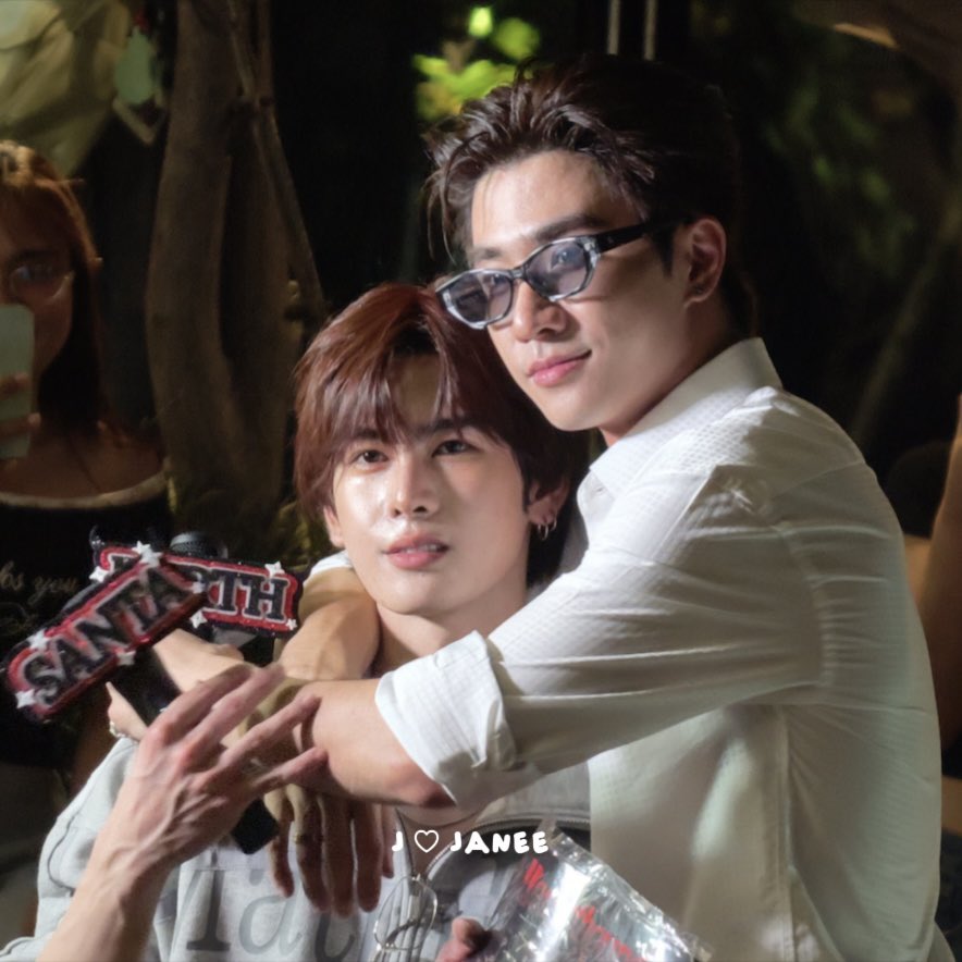 with_JANEE's tweet photo. หมวยของเฮีย 😭😭😭😭😭😭😭😭😭😭😭😭😭😭😭😭😭😭😭😭😭😭 https://t.co/kAg3R5oely
