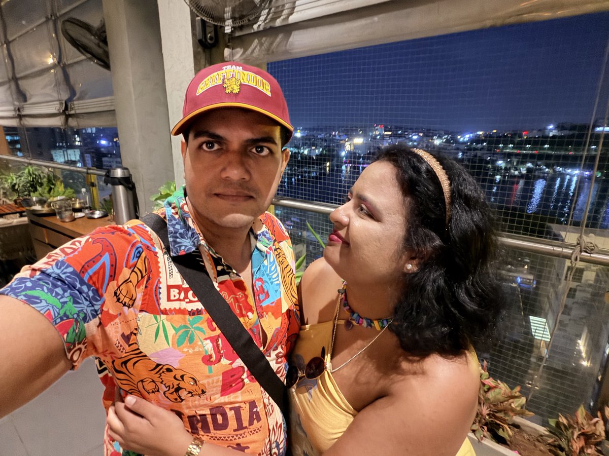 TheManishaReddy's tweet photo. #friendshipdayspecial with love of my life ❤️🎉🎶💃 https://t.co/HIbWKhorBZ