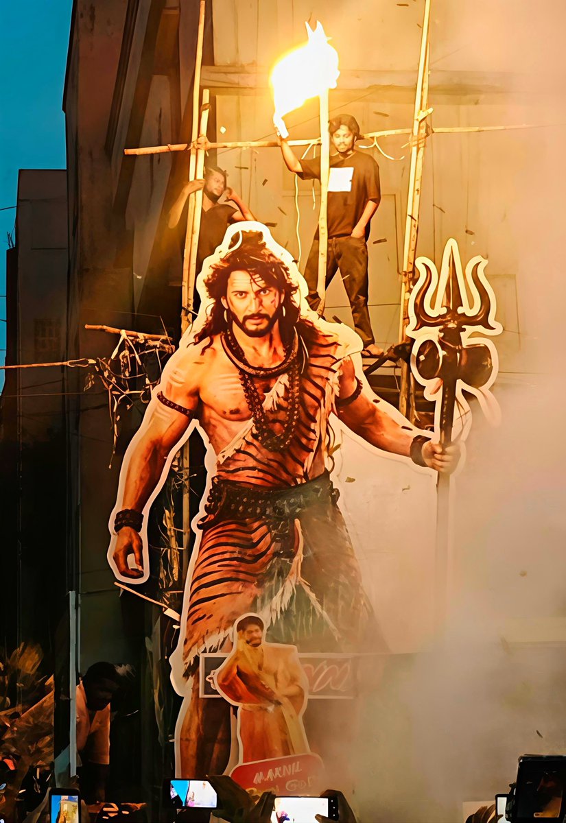 _BhaagSaale_'s tweet photo. Last 3 birthdays had no major news or updates, yet the enthusiasm to celebrate him remains unshakeable 🙏🙏

This fandom deserves something better this time, please do not disappoint us @ssk1122 https://t.co/FirVobsLol
