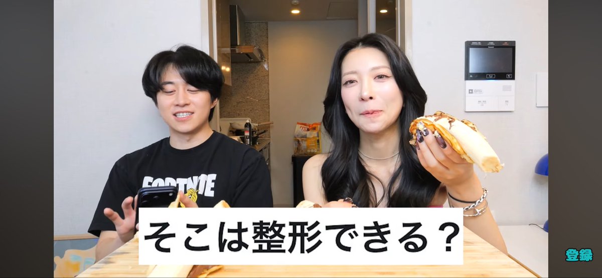 Tlurrb's tweet photo. この格好で奥さんいるのに平気でこう言うこと言うこの人よりマシだと思う https://t.co/Lm2FK4QyjV