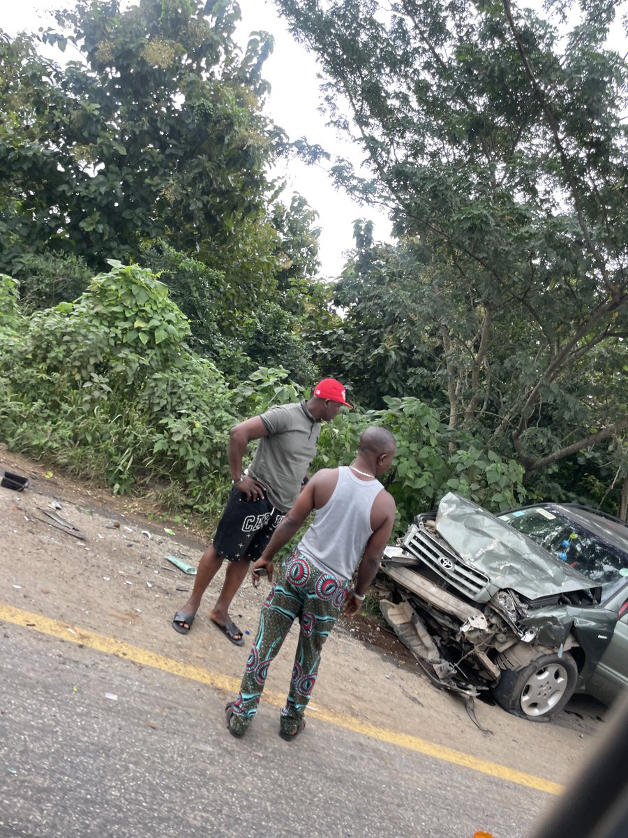 OneModupe's tweet photo. This just happened on my way traveling to Lagos.
My major fear while traveling💔😩
I hope they are safe🤲 https://t.co/cDUx3iMjaC