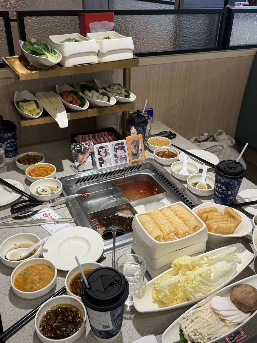 s6four's tweet photo. 즐거운 하루 🧘‍♀️ https://t.co/boomA29UsQ