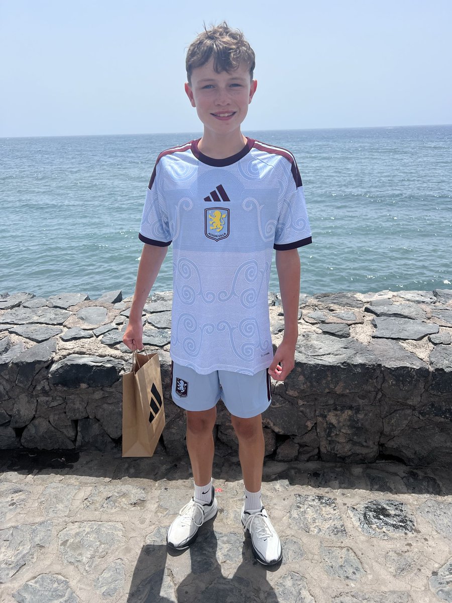 squirrelvilla's tweet photo. I can confirm the Aston Villa 3rd kit is on sale in the Adidas store in Playa De Las Americas in Tenerife. One very happy boy! #AVFC #Villa #UTV https://t.co/soFiUE10zk