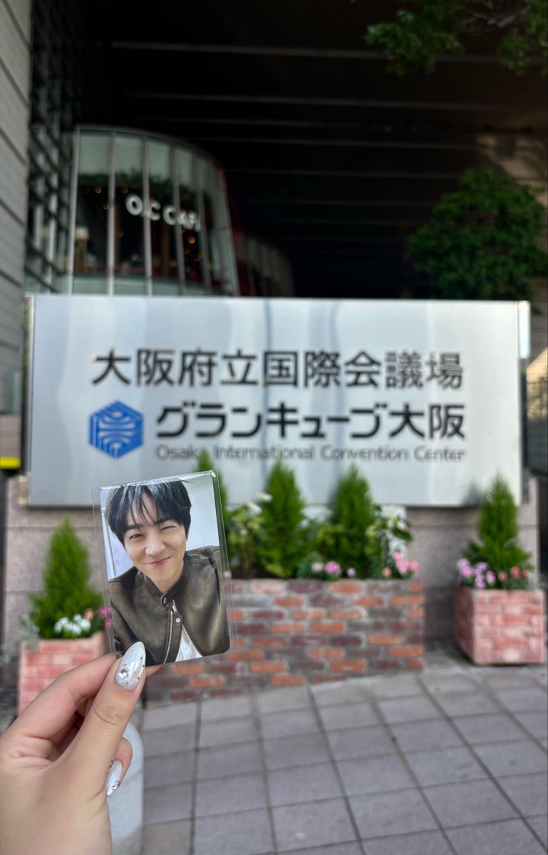 nabi_519's tweet photo. 新しいトレカとチェゴボンをGETして聖地巡礼も出来た日🌻✨
やっぱりひまわり畑は美しい!!
ヒョプさんもCHAEstさんもさらに大好きになった幸せすぎる1日でした🍀
#チェジョンヒョプ #THEWAYforUS https://t.co/un2oXS7R3S