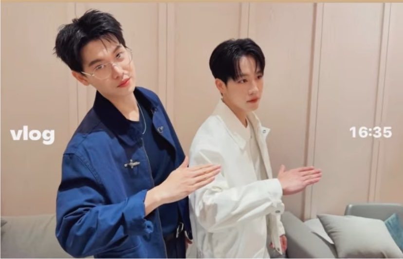 myvwarism's tweet photo. size diff หยิ่นวอร์คือคันหัวว่ะแม้งเง้ยย https://t.co/MdG2UFlMzF