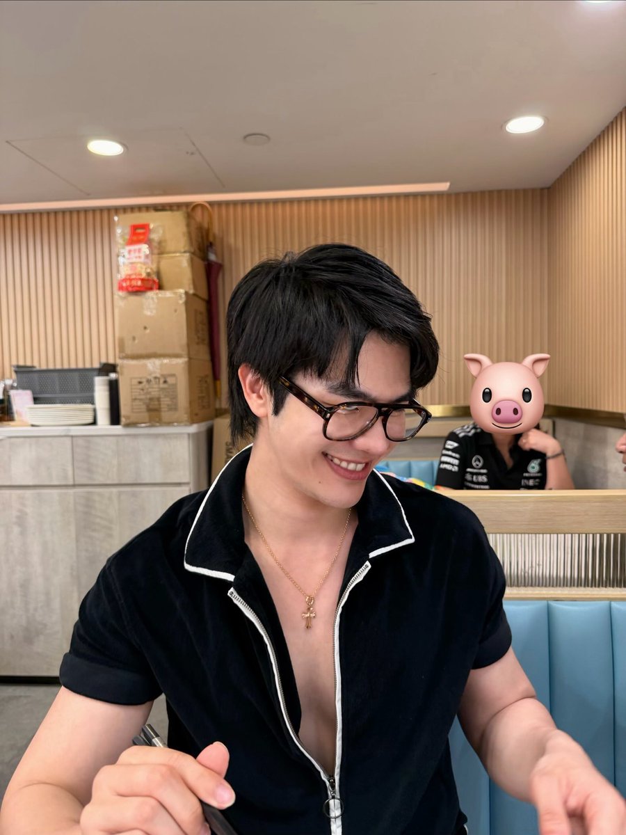 mbebeconcon's tweet photo. แรงเชียร์มีผลป่ะครับคู่นี้ https://t.co/KRYeLr3ViJ