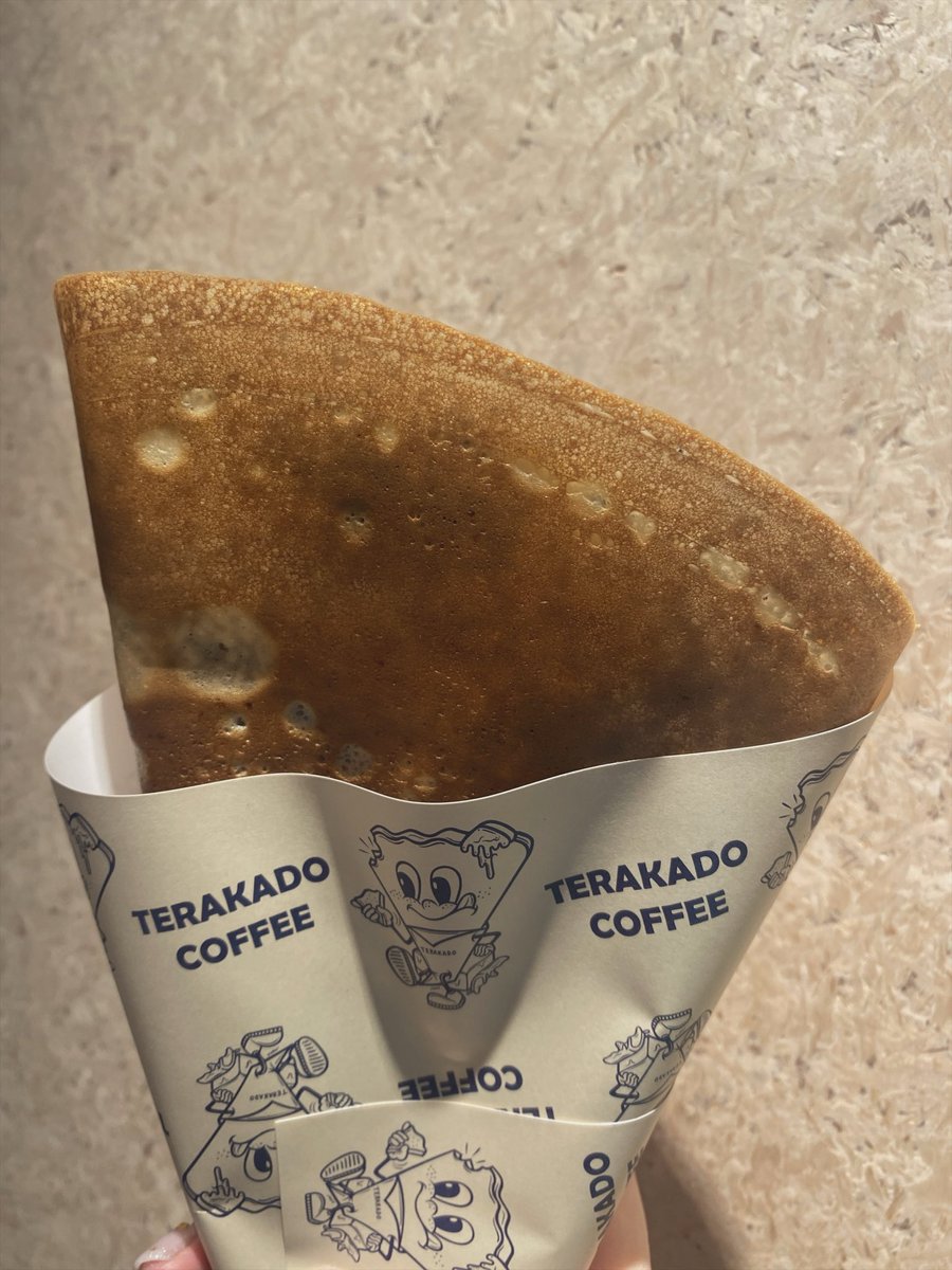 t_kishiii's tweet photo. 今回はテラカドコーヒーのパリパリクレープと、むつみの手羽先を食べた🤤
手羽先も届いたら写真撮ろうと思ってたんだけど、すぐに食べてしまいましたねぇ、、、 https://t.co/mkuWA3FhqZ