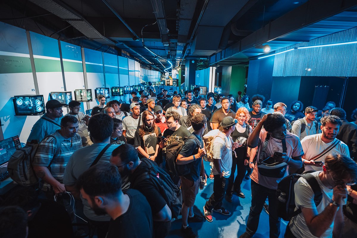 GalaxianFGC's tweet photo. Si vous n'étiez pas là pour le tournoi Tekken 8 du Galaxian Explosion d'aujourd'hui, voilà quelques photos de l'ambiance et des personnes présentes !

📸 : @CarmPictures https://t.co/KEh8U6tKj7