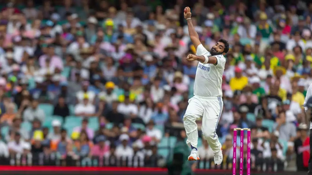 MadhurKapoor12's tweet photo. Knee injury rules Jasprit Bumrah out of Sri Lanka Tests

A piece of advise to Bumrah - KINDLY RETIRE FROM FUCKING TEST CRICKET 

Agony for himself, for fans

Better to retire so that the expectation from fans will be ZERO 

Just like how Virat Kohli &amp; Rohit Sharma did after BGT https://t.co/5APESVYL1D