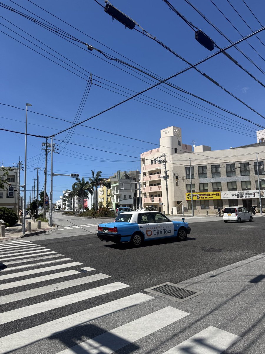 nomaderaizofc's tweet photo. To aqui em Naha, Okinawa. A provincia mais POBRE do Japão.

Sem cheiro de xixi, sem pedintes, completamente seguro pra mulheres e crianças a qualquer hora do dia. 

Deus abençoe a Asia smp 🚀 https://t.co/PcsmHJREZA