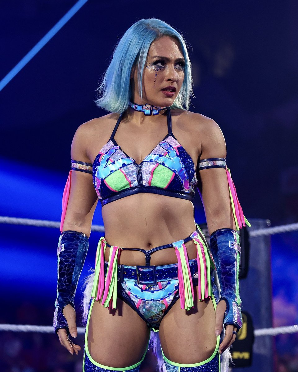 wwgoddesses2's tweet photo. GIULIA (WWE) @giulia0221g #ジュリア https://t.co/m940B7bvvg