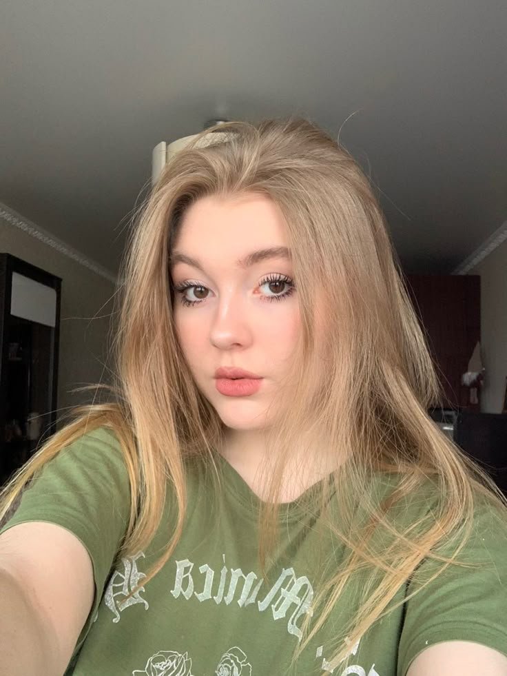 Ashley 👣 tweet media
