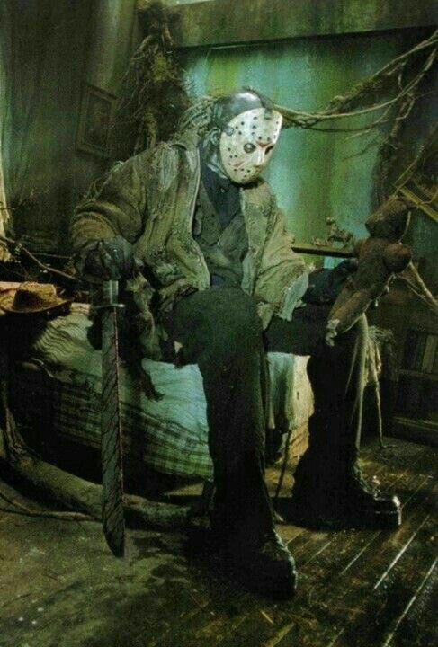 frddyvsjason's tweet photo. finally… I’ve collected all the variants… https://t.co/D77UmpclKw