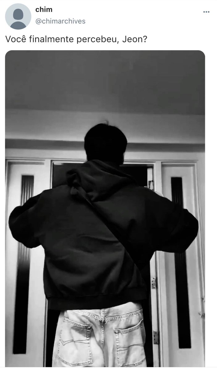 pjmsun13's tweet photo. #Jikookau  onde: 

Jeon Jungkook é o jogador de hóquei mais famoso do país. Além de atleta, é modelo e vive cercado por câmeras.
 
Park Jimin é um paparazzi conhecido por conseguir fotos que ninguém mais consegue.

O problema?

Jimin ultrapassa todos os limites para conseguir o furo do século e encontra um crime.