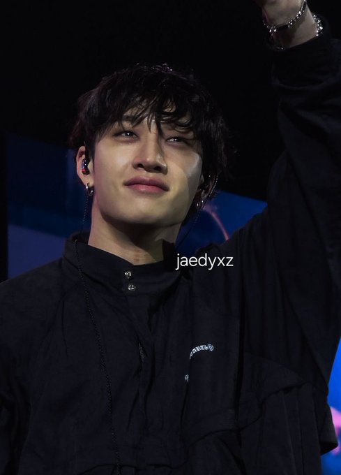 witch1vy's tweet photo. unwhitewashed unedited pics of chan are so hot https://t.co/5tvFFXewY7
