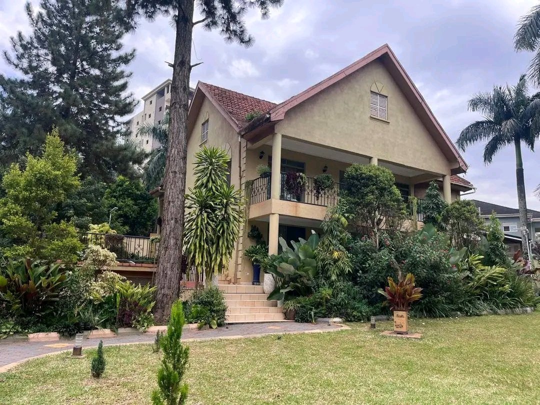 GaguLtd's tweet photo. 🔥𝗛𝗢𝗧 𝗗𝗘𝗔𝗟 •••• 𝗤𝗨𝗜𝗖𝗞 𝗦𝗔𝗟𝗘🔥
 
Asking Price:#𝗡𝗔𝗚𝗨𝗥𝗨.-Kampala 

💰 𝗔𝗦𝗞𝗜𝗡𝗚 𝗣𝗥𝗜𝗖𝗘: $𝟳𝟬𝟬,𝟬𝟬𝟬USD (𝗡𝗘𝗚𝗢𝗧𝗜𝗔𝗕𝗟𝗘)

 #𝟱𝗦𝗽𝗮𝗰𝗶𝗼𝘂𝘀 𝗕𝗲𝗱𝗿𝗼𝗼𝗺𝘀/ #𝟱𝗠𝗼𝗱𝗲𝗿𝗻 𝗕𝗮𝘁𝗵𝗿𝗼𝗼𝗺𝘀

 𝗦𝗽𝗮𝗰𝗶𝗼𝘂𝘀 𝗦𝗶𝘁𝘁𝗶𝗻𝗴 𝗥𝗼𝗼𝗺 https://t.co/vOb49Z4FjK