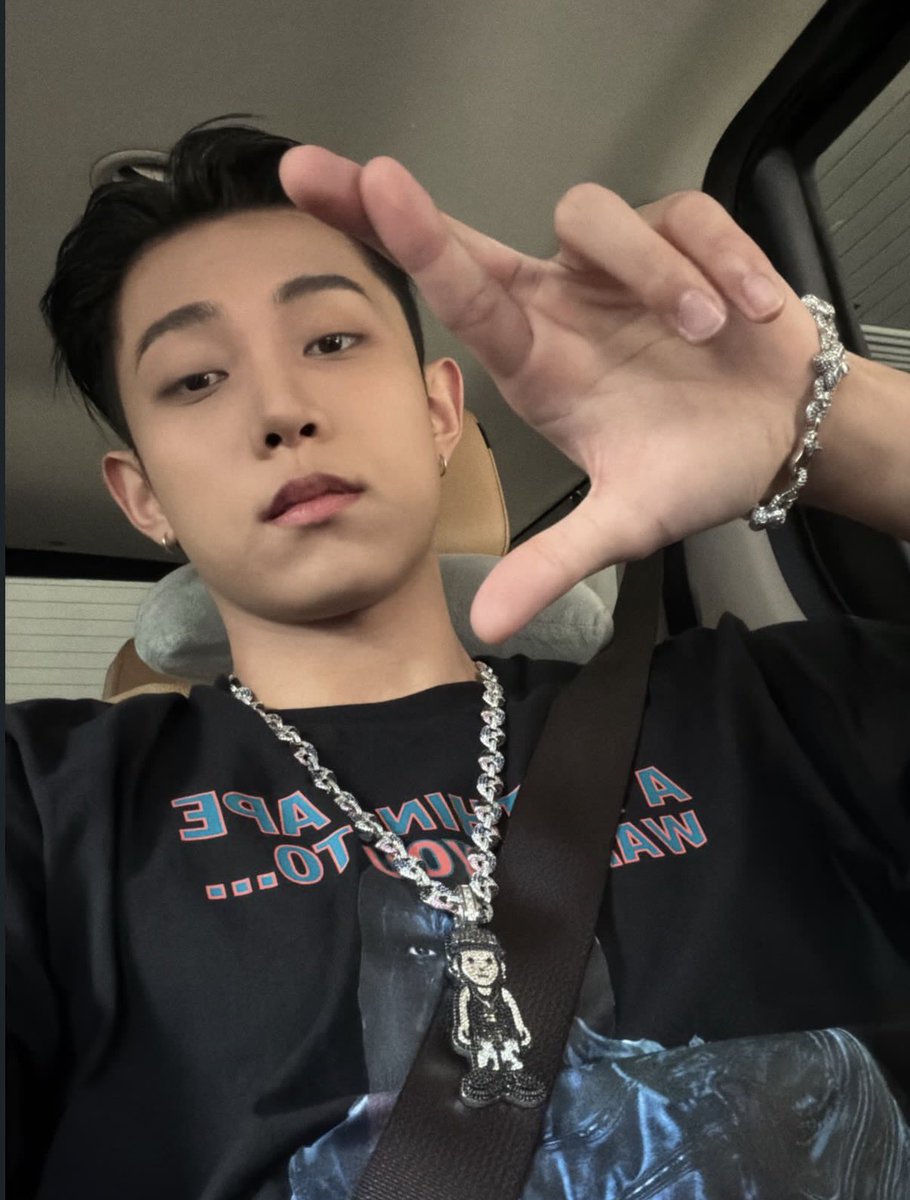 eomnryul's tweet photo. #LimaRyulBU for September boy 💃🏻
Day 2: top 3 selca RYULL!?????
JUJUR GABISA MILIH TAPI GINI…..
yang mau ikutan boleh dm aks ya 😋🫶🏼
izin tag mootss @sheajasminee @sk4sho_ @shotbywj https://t.co/7MTSN1niq6