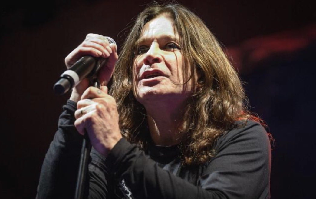 OzzyOsbourne's tweet photo. August 2, 2013
Bristow, Virginia https://t.co/xCeOvXMVxg