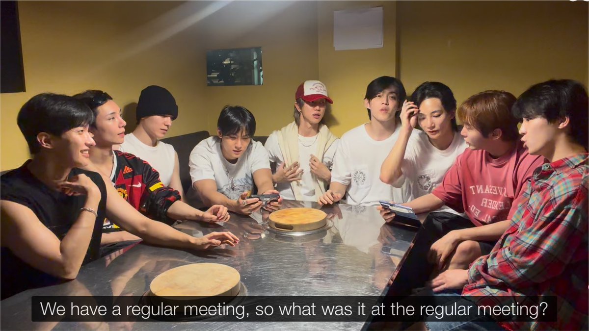 wonudupe's tweet photo. WHAT IS THIS, WHY ARE WE INCLUDED AT THEIR MEETING 😭😭😭 https://t.co/pXAMvxHwR2