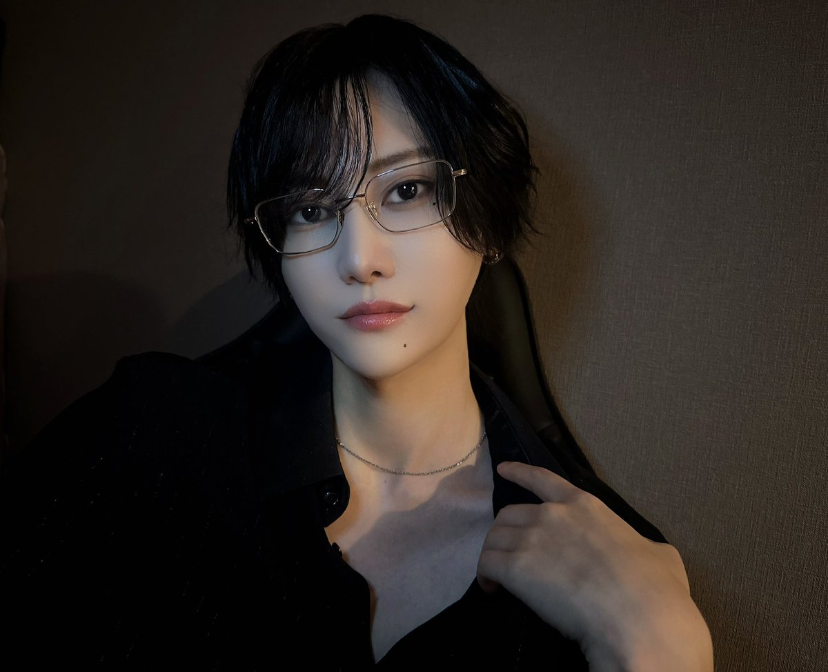 syo_official's tweet photo. よそ見は禁止な？

#俺だけみてろよ #メン地下 #自撮り界隈 
#8月14日ブロッサムワンマン 
#8月15日永瀬翔梧生誕祭 https://t.co/IHfVWcbxqr
