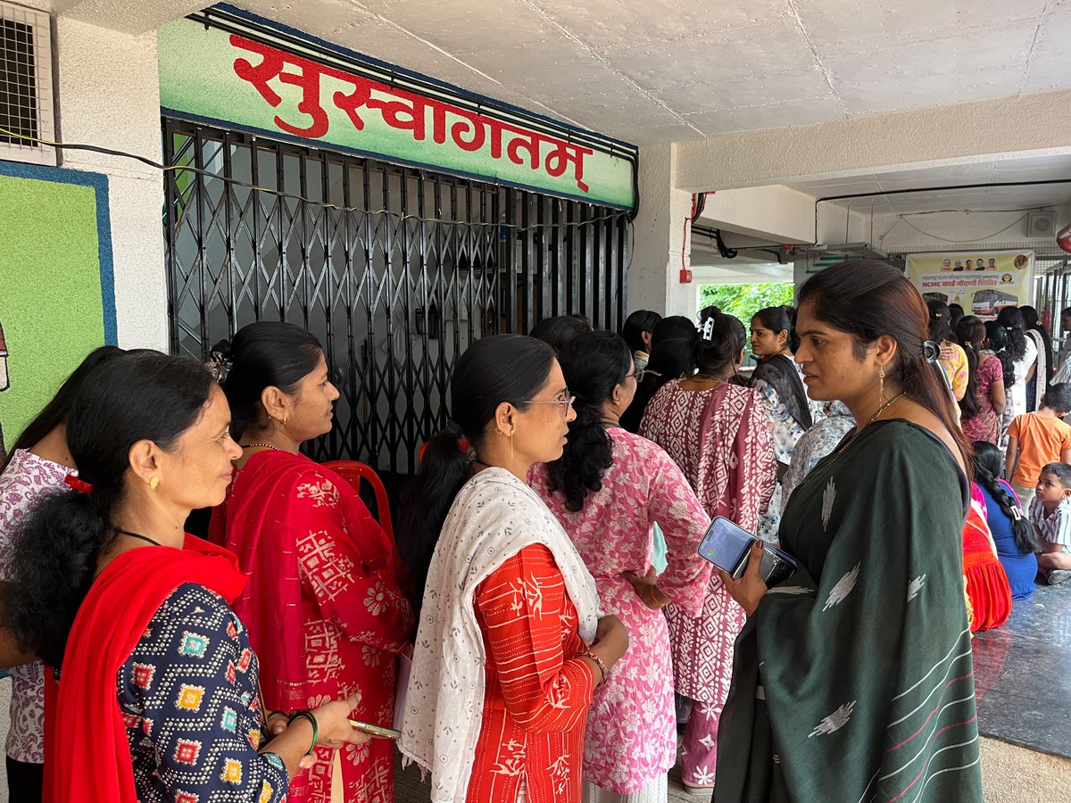 WalhekarPallavi's tweet photo. 📍 वाल्हेकरवाडी | २ ऑगस्ट २०२६
MSRTC NCMC कार्ड नोंदणी शिबिराला नागरिकांचा उत्स्फूर्त प्रतिसाद लाभला. महिला व ज्येष्ठ नागरिकांनी मोठ्या संख्येने नोंदणी करून डिजिटल व कॅशलेस प्रवासाच्या सुविधेचा लाभ घेतला.
#NCMC #MSRTC #CitizenServices https://t.co/20ixIy7CJD