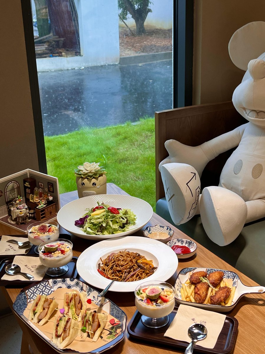 IyXNJBYCZ6GXGv7's tweet photo. 挖到一款巨好吃的小零食！外脆里糯还带奶香，追剧炫了半袋根本停不下来，已经囤好货啦～谁要分一口？ https://t.co/PJeEQIMbM8