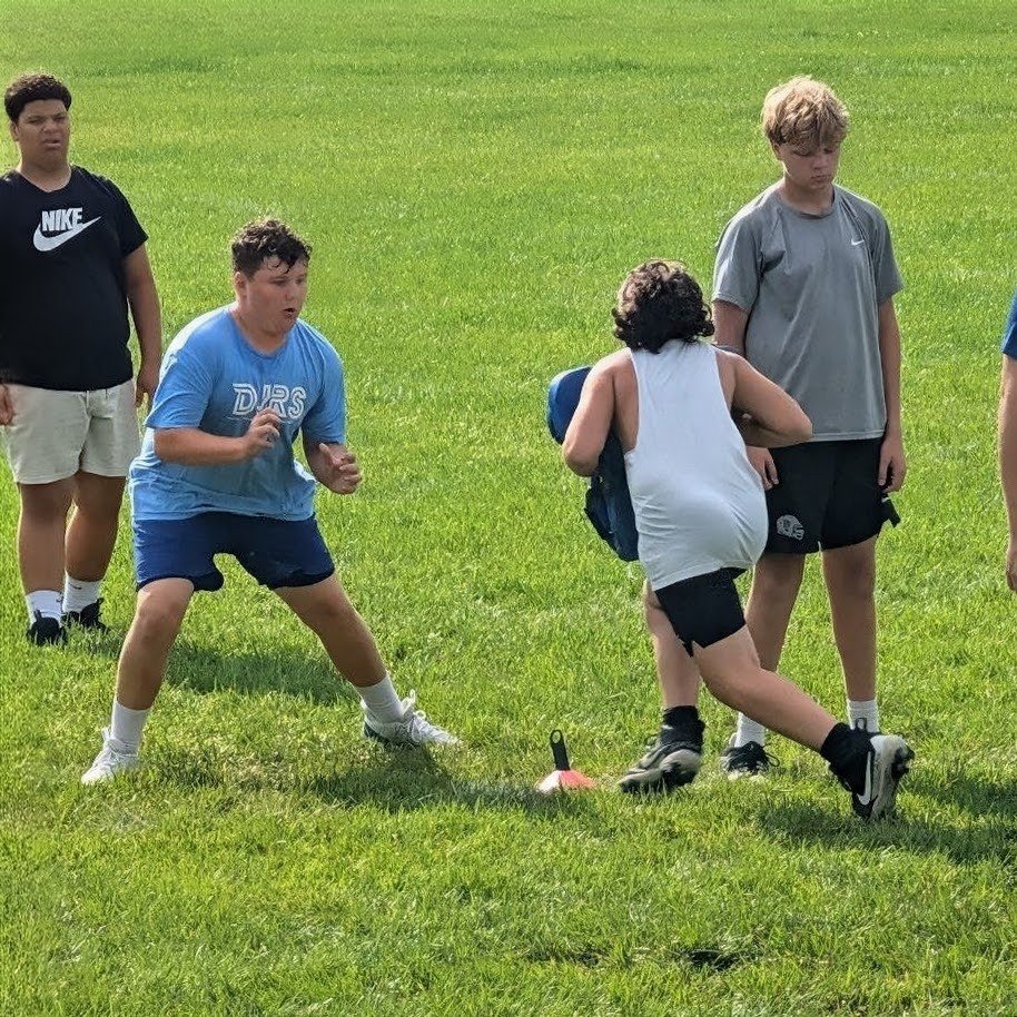 Mikey_Athlete's tweet photo. Sunday football workout #nodaysoff https://t.co/oV5GX0jzE3