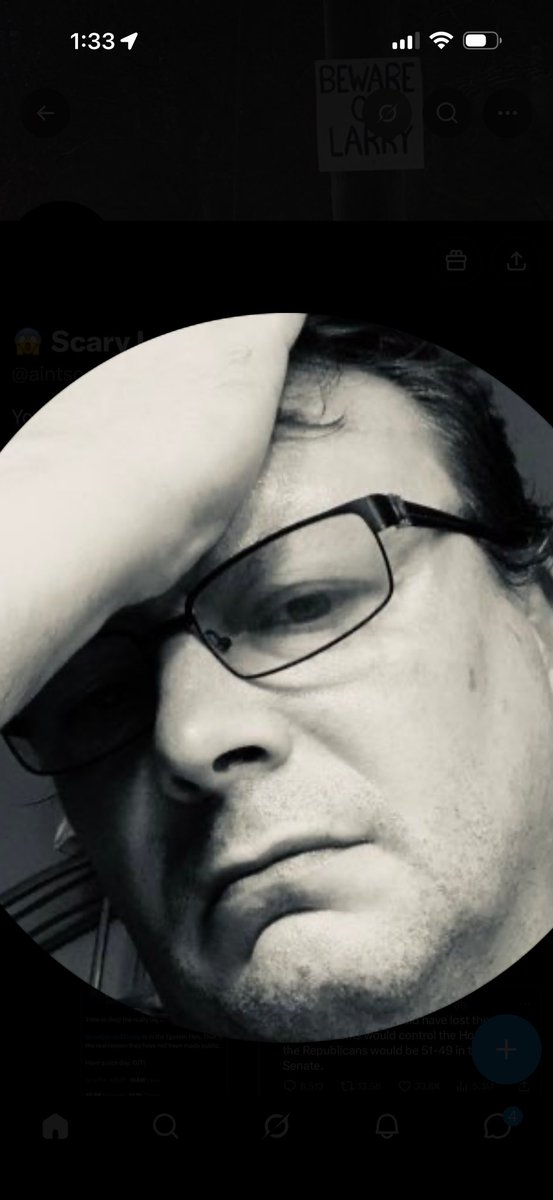 Emanuel56353090's tweet photo. @aintscarylarry The look of self hate. despair.  misery. Loneliness. https://t.co/zfNwVGSzCk