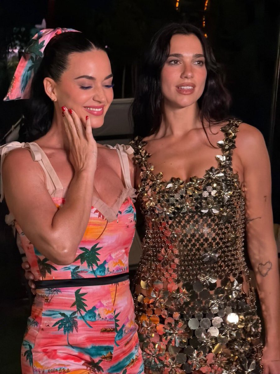 Portal Katy Perry tweet media