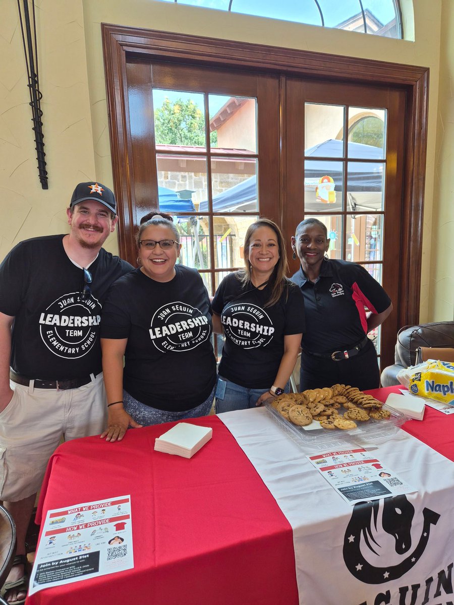 LopezprinciPAL's tweet photo. Serving our community is always a win! 🏆 Our @JSES_Stallions team had a great time volunteering at the Grand Mission Community Back-to-School event to help students kick off a successful year. ❤️📚 #GameWinningResults #StallionStrong #CommunityFirst https://t.co/qfH9fxiUcD