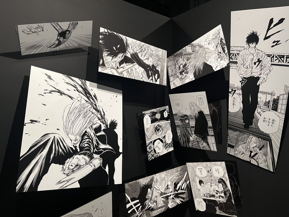 a_ishimatsu's tweet photo. 今日はサカデ展行ってきたー！
絵はめっちゃカッコいいし、コラボメニューで推し（おさちゃん！）一本釣りするし、良き会であった……
デカい絵で見れるっていいね…！ https://t.co/9rL5XIzKjE