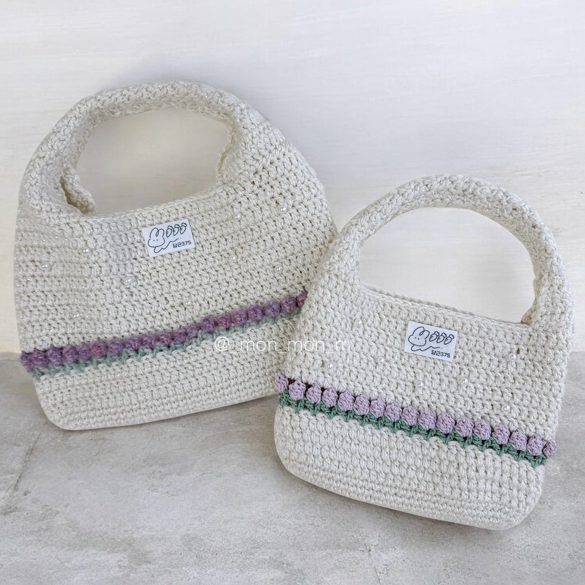 _mon_mon_m's tweet photo. 最近のやつ🧶

最近はYouTubeも見ずに色々作ってる( ᵒ̶̶̷ᴗᵒ̶̶̷ )
自分の好きなように作れるのはハンドメイドの魅力！
青とピンクの花柄は絵柄をドット絵で作って編み図にするところから( ³-³ )

#編み物 #당근375 #minneで販売中 https://t.co/is9fCFgKKr