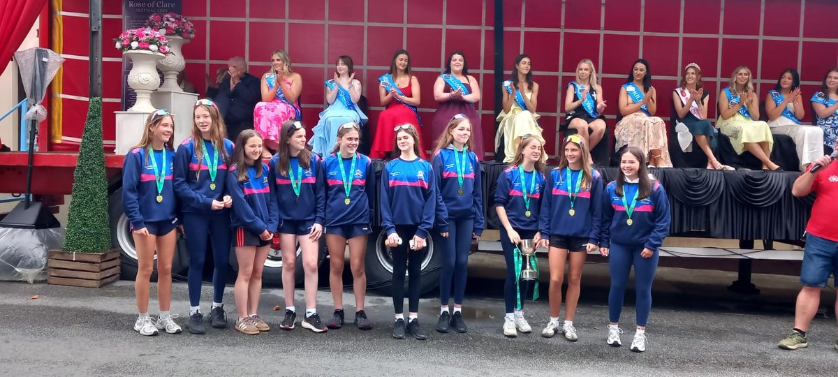 AontuClare's tweet photo. We had a great time at the Rose of Clare parade today. It was wonderful to hear the Tulla Pipe Band and to see the excitement of the All Ireland winning soccer players from St Michael's school Kilmihil. https://t.co/ofJ0q6dZmj