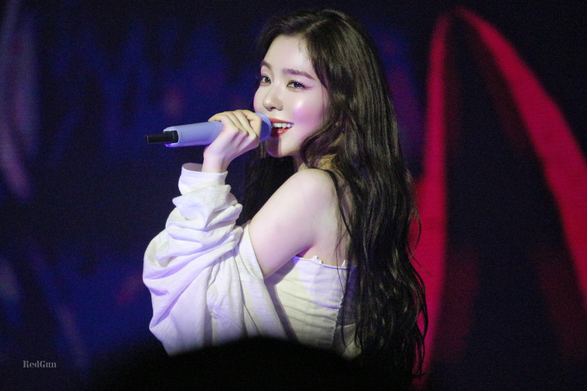 RvRg_801's tweet photo. 260802 day3 #레드벨벳 #RedVelvet #아이린 #IRENE 🌥🐇 https://t.co/HCugzdOdgV