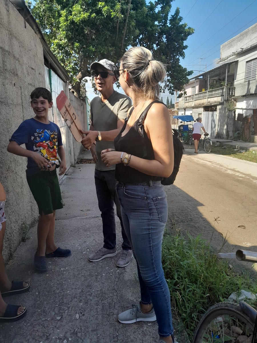 LilietR4679's tweet photo. Seguimos trabajando con las Comunidades de #Cabaiguán en el verano.
#CulturaCabaiguánCuba https://t.co/EjAXw4V5vl