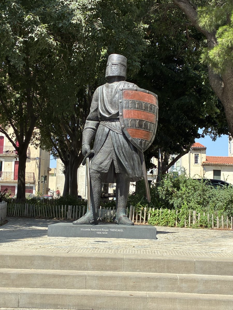 piatti1's tweet photo. @dave43law Well in France the support for Count Binface is strong 👍😂 https://t.co/7XYezcG27K