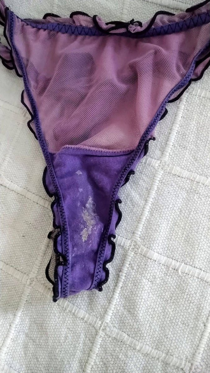 Henry76340693's tweet photo. Who won this? My pussy smell. https://t.co/YbG89z2qga