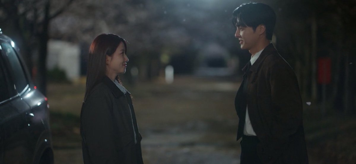 softstargaze's tweet photo. living for this drama ahhh, love the mix of fantasy, romance and comedy. eunbin and sejong's chemistry is literally triple platinum that's #my romcom couple of the year. 
#SpookyInLove https://t.co/D1gHBRMwft