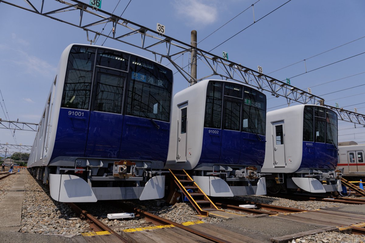 3vf_11639's tweet photo. 2026.08.02
「新型車両90000系撮影会・内覧会」

猛暑のなか堂々3編成並べての撮影会に参加！
撮影後は91003fの車内で内覧・物販が行われ、一足先に90000系に乗車することができました https://t.co/A85bcWQS7K