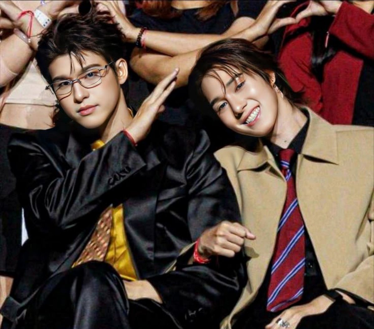loudiew0ves's tweet photo. —— skynani short au
; cheesecake 

nava ( n ) itu naksir berat sama sandi ( s ) tapi ga pernah ada yang tau kecuali nava sendiri 

★loudiew0ves https://t.co/sAtpG1x0JG