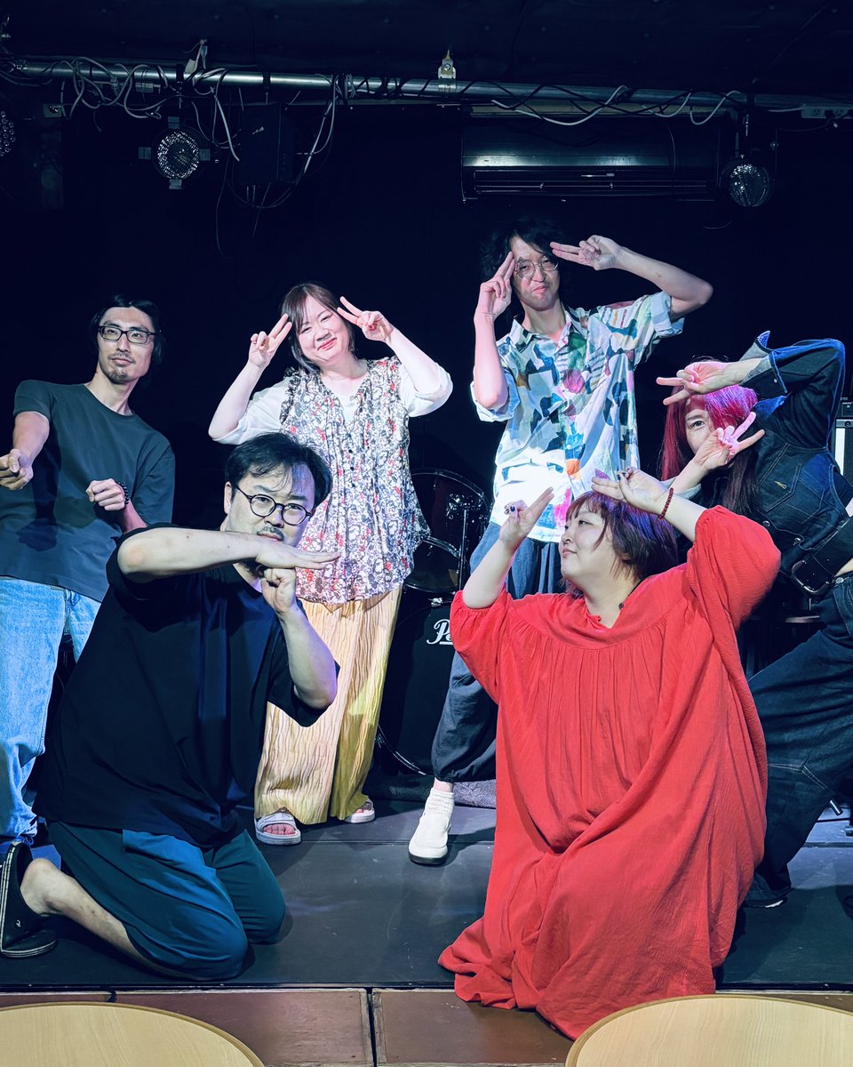 AnteraYoshiwara's tweet photo. 本日の営業は終了いたしましたー!!!
昼も夜も、素敵な音楽に溢れておりました!!!
素晴らしい日曜日、ありがとう!!!
#ANTERA https://t.co/fO9tECfAJz