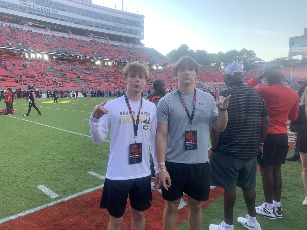 ChrisGriggs9's tweet photo. Aces Elite FC (Football Club) has always help student-athletes with recruiting  
-meet coaches &amp; players 
-tour football facilities &amp; college campus 
- enjoy game-day visits with other top recruits

Across the Nation
UNLV-NC STATE-GEOGIA TECH-MICHIGAN STATE to name a few. https://t.co/SxuW17xeVG