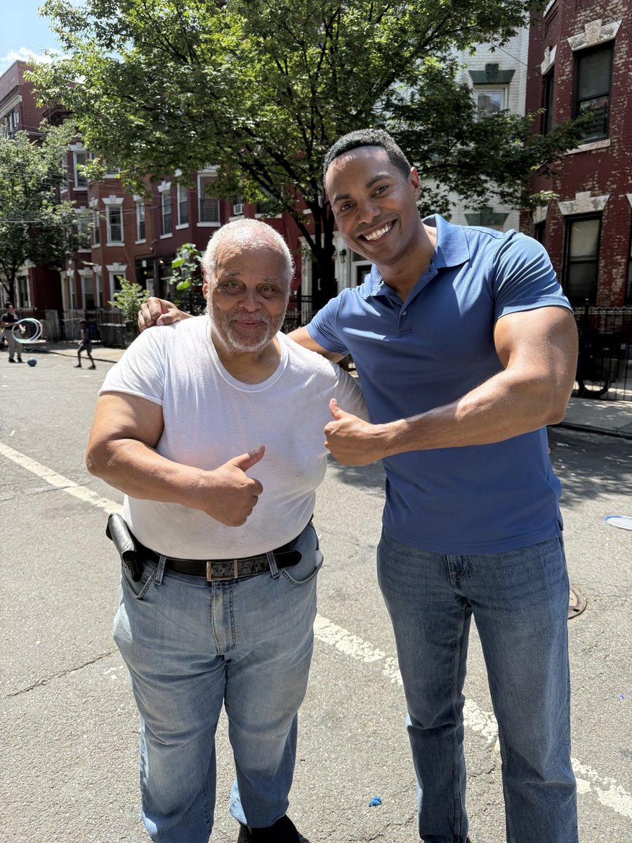 RitchieTorres's tweet photo. I stopped by the Teller Avenue Family Day event in the South Bronx. https://t.co/gWwVcuCarL
