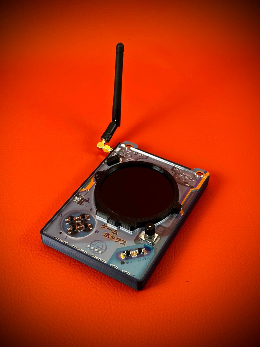 SecureAerospace's tweet photo. One-of-one AV ADS-B badge: open-source Linux SBC, GPS, live aircraft tracking, slick 10K mAh battery, 3D-printed backshell, USB-PD charging. Only one exists. Win it at #DC34.  #Flight2SciPort https://t.co/FVLPCPuAUH