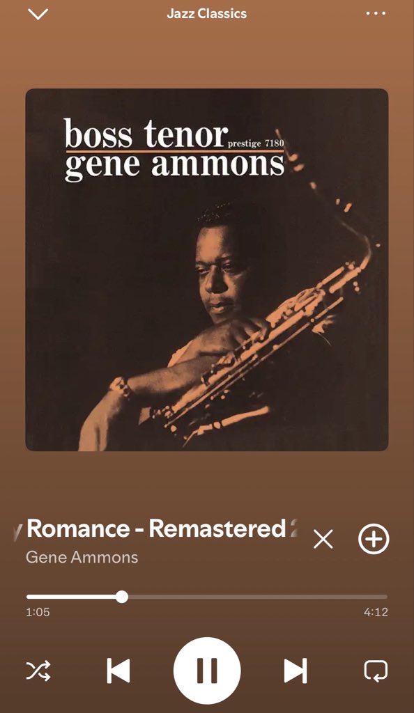 DivineNW's tweet photo. A good day to appreciate good music 🎵 ❤️‍🩹 https://t.co/DFeKHCGoBO